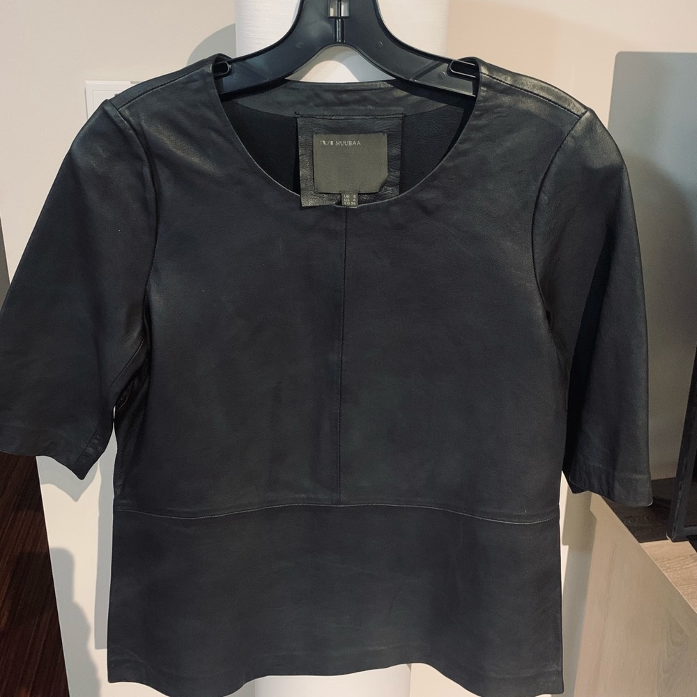 Leather top sz US 4 brand new